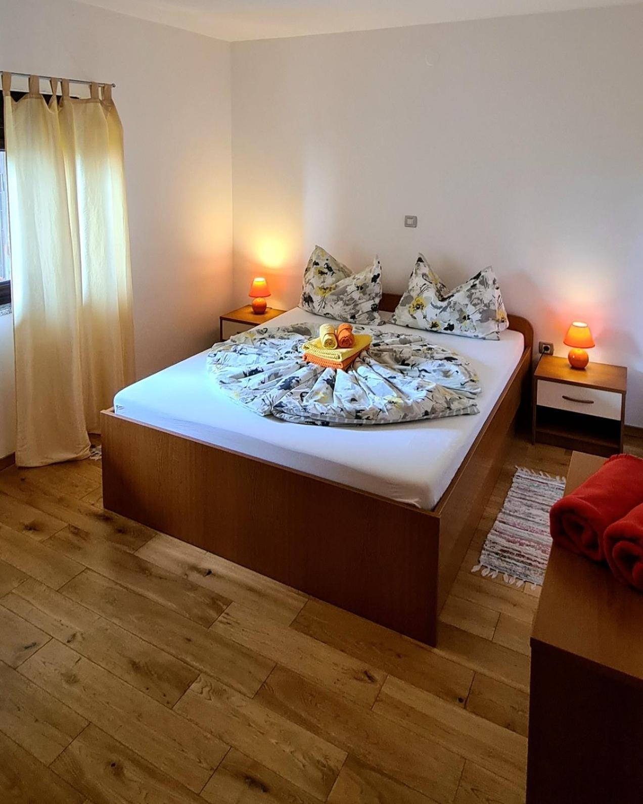 Apartments Belvedere ลอฟราน ภายนอก รูปภาพ